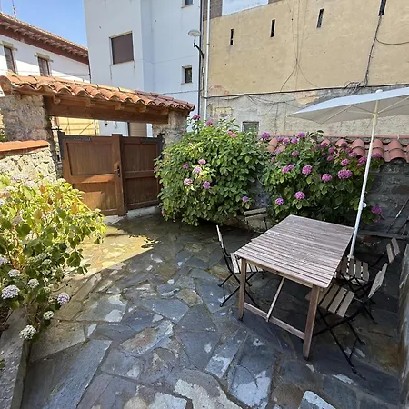 La Griega Apartment *